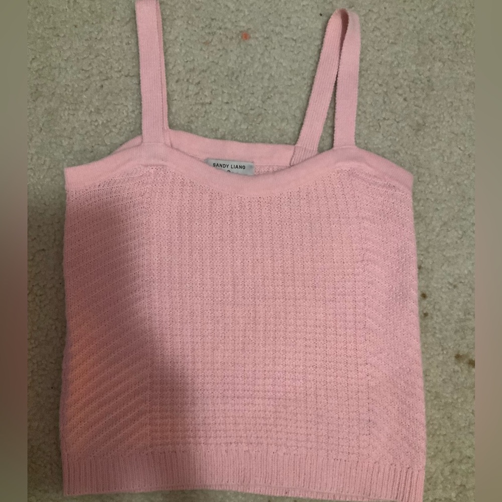 pink knitted tank top
